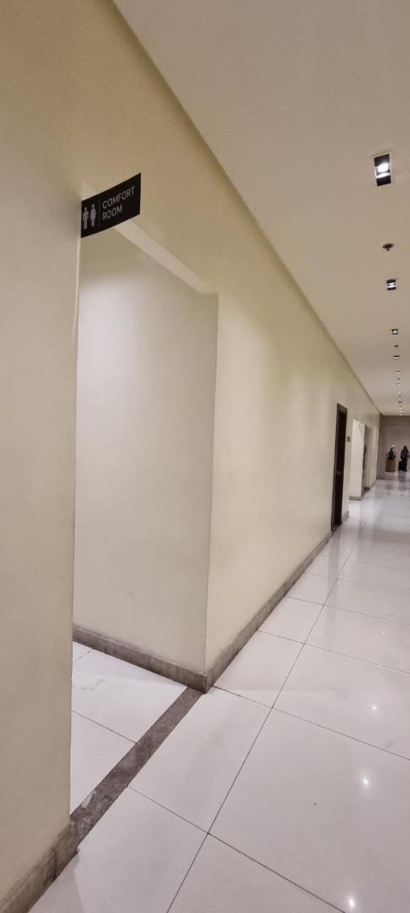 Apartment Ms Familyroom-300mbps-netflix-naiat3-resortword-savoy Manila